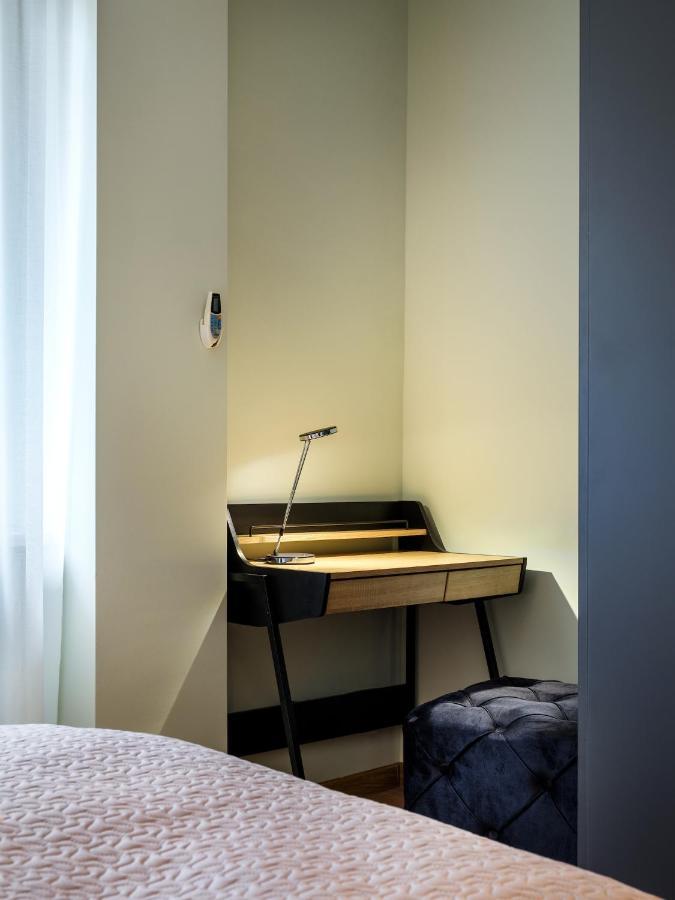 Tyzenhauz Apartments Pawia Street Kraków Eksteriør billede